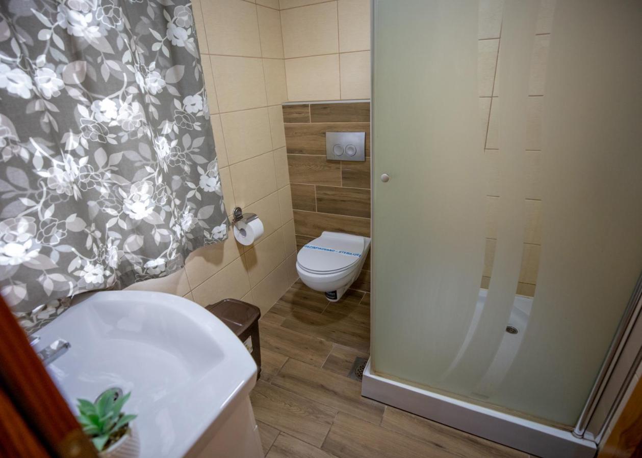 Guest House Agropapuk Šid Eksteriør bilde